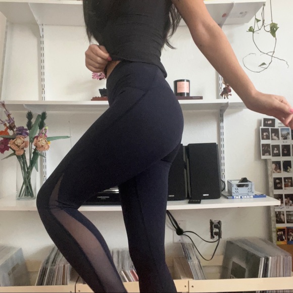 LULULEMON TRAIN TIMES LEGGING - Picture 1 of 10
